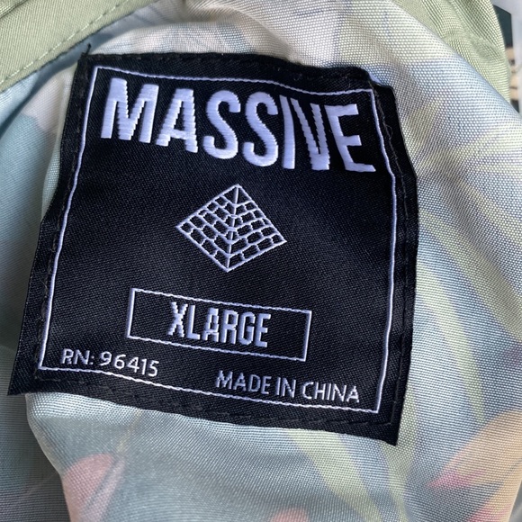 Tropical Garden Windbreaker XL 16/18 - Picture 5 of 5